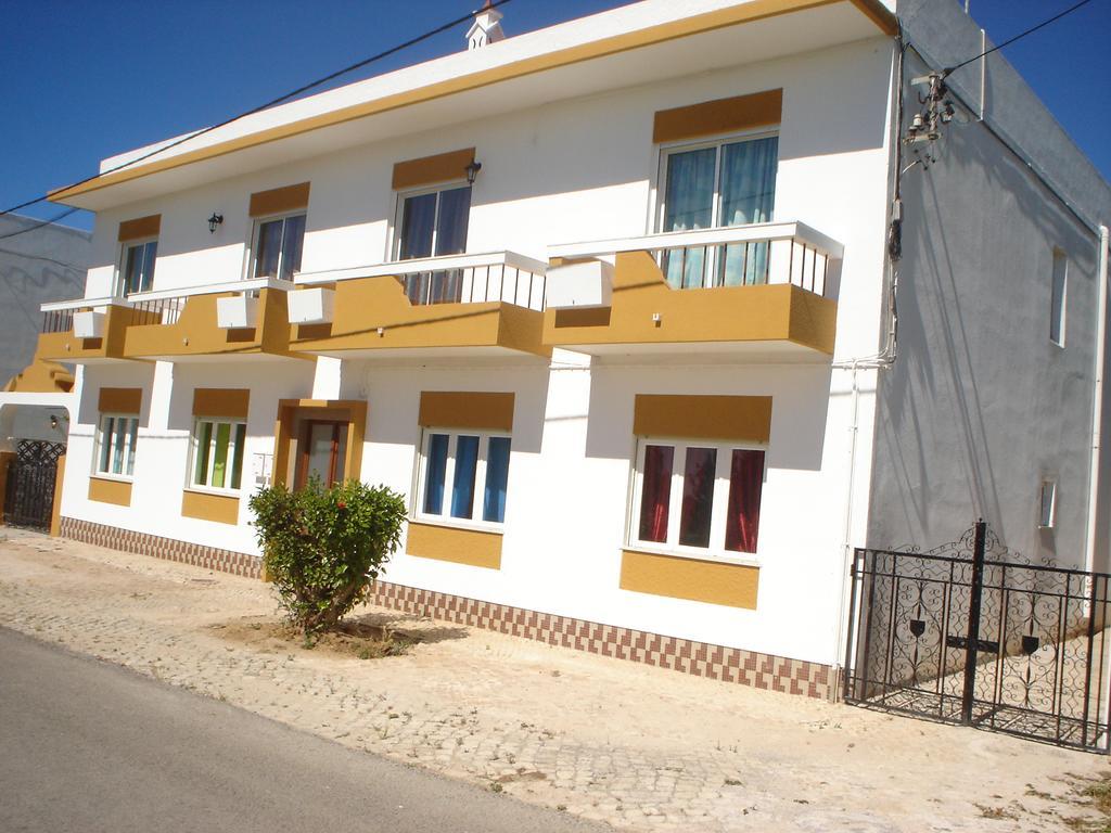 Casa Branca Apartment Armacao de Pera Luaran gambar